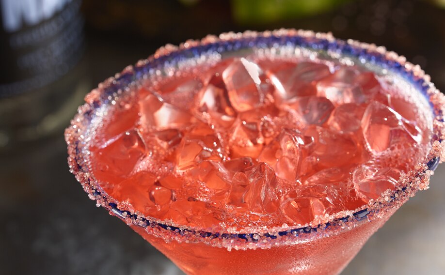 Longhorn Steakhouse Strawberry Margarita On The Rocks Recipe Blog Dandk